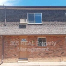 Building Photo - 1434 E 16th St