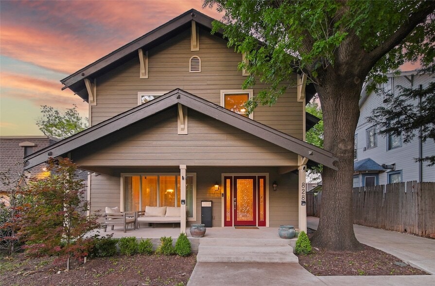 Foto principal - 828 Elsbeth St