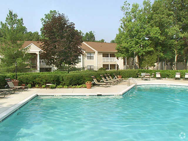 Pool - Southpoint Reserve at Stoney Creek