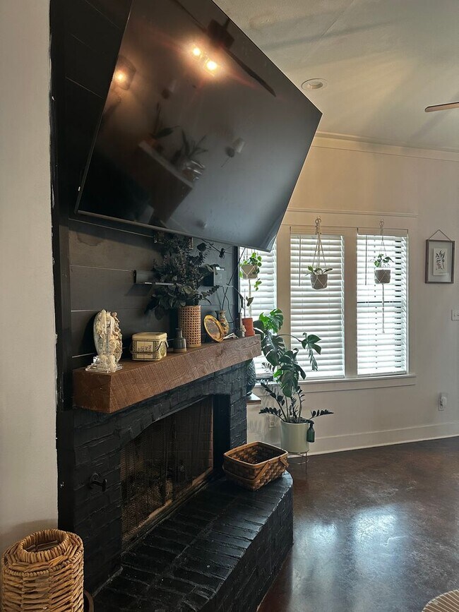 Building Photo - Gorgeous 3 Bedroom Home in North Bossier