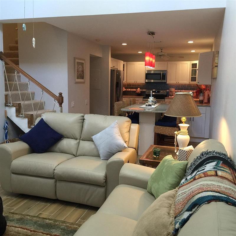 Foto principal - 3Bedr home comfortable decor great location