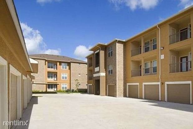 Foto del edificio - 6616 Farm to Market Rd 1488