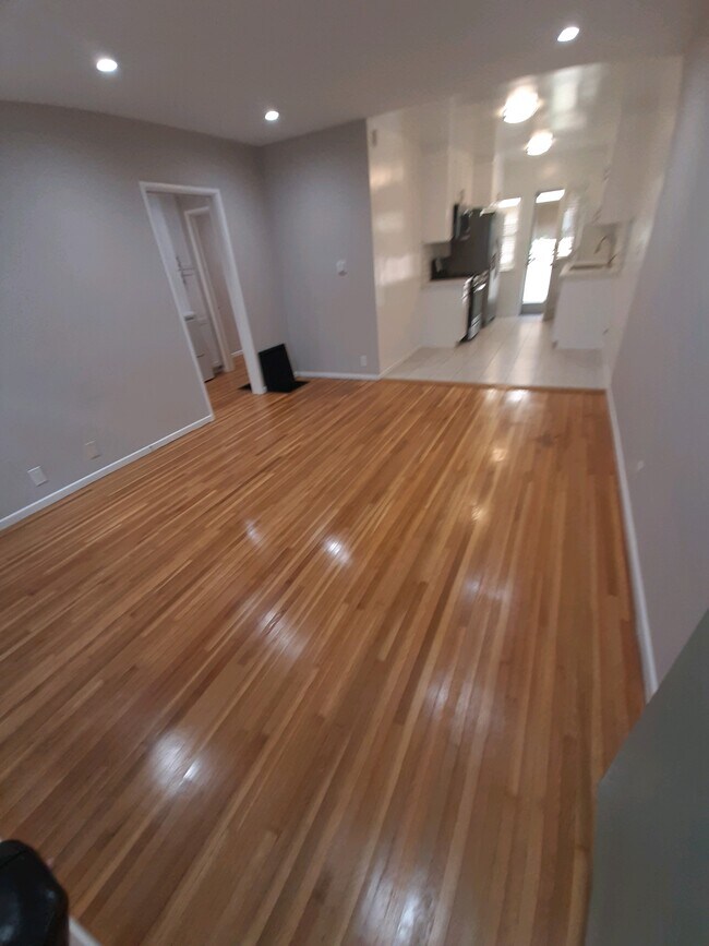 Foto del edificio - 1318 19th St
