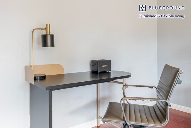 Building Photo - 235 Arlington Rd