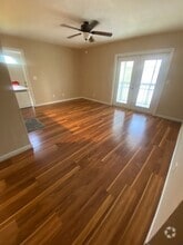 Building Photo - 3334 Ottawa Cir