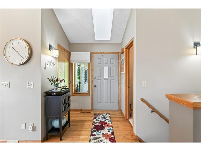 Building Photo - 14372 Heather Ridge Dr