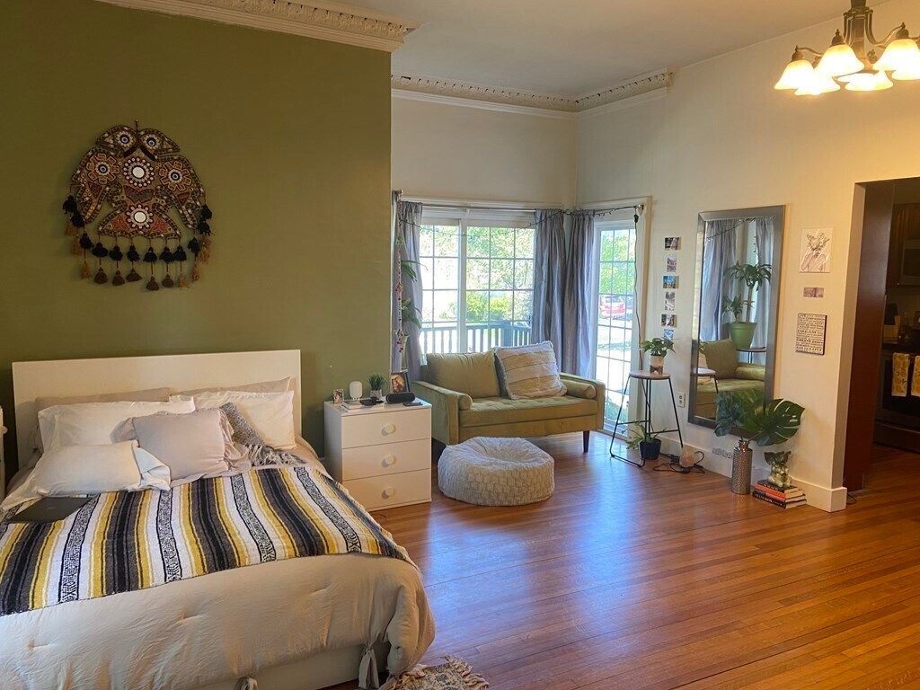 20 Sagamore St Unit 1, Lynn, MA 01902 Room for Rent in Lynn, MA