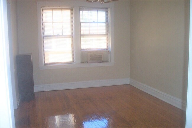 Foto del edificio - 4205 N Keystone Ave