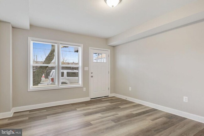 Foto del edificio - 3567 4th St