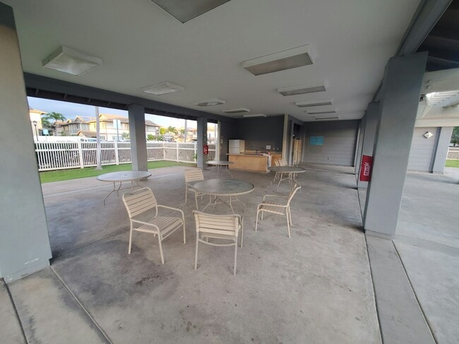 Building Photo - 91-1215 Kanela St, Unit 1