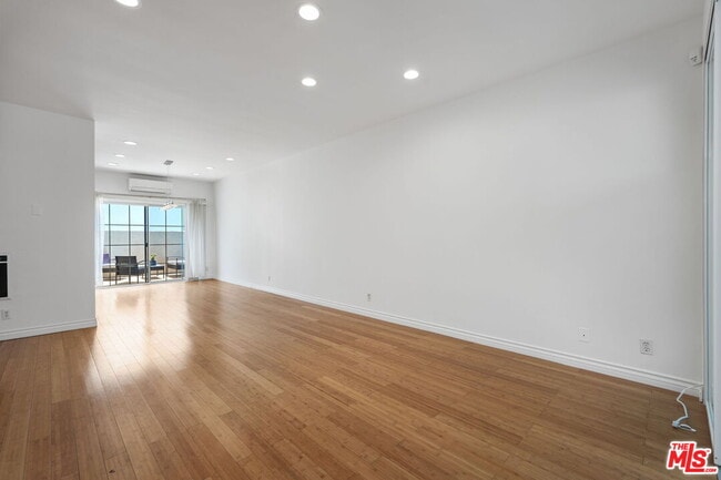 Building Photo - 1125 16th St