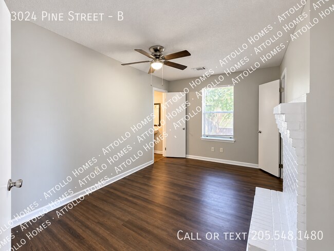 Building Photo - 3024 Pine St
