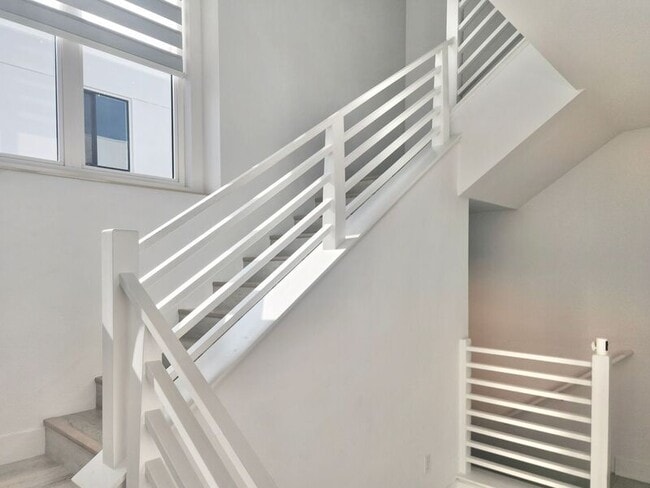 Foto del edificio - 16332 Dawn Wy