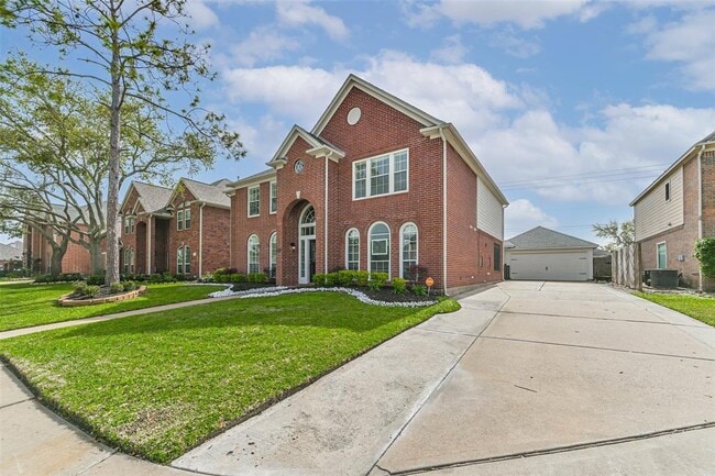 Building Photo - 9910 Brook Meadow Ln