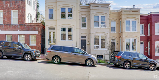 Building Photo - 1219 34th St NW