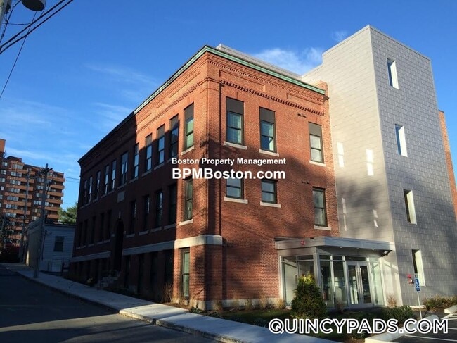 Building Photo - 10 Merrymount Rd