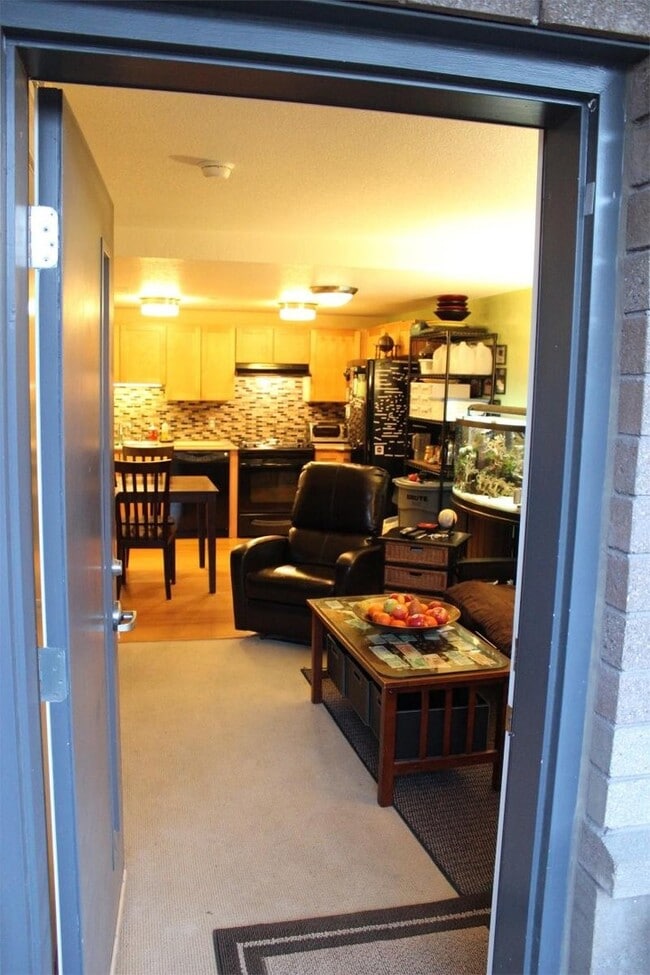 Building Photo - Fall 2026 Pre-Lease. Updated 1 Bedroom Condo at Landmark Lofts steps from CU With Parking Garage!!!