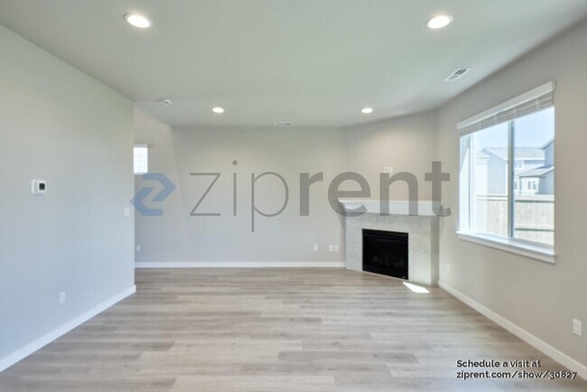 Foto del edificio - 200 N 87th Pl