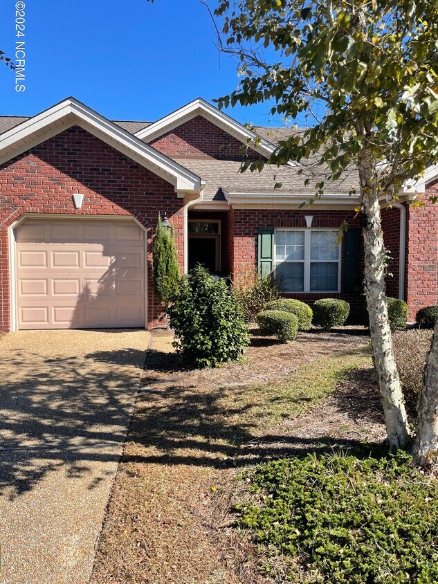 706 Beachwalk Dr, Winnabow, NC 28479 Townhome Rentals in Winnabow NC