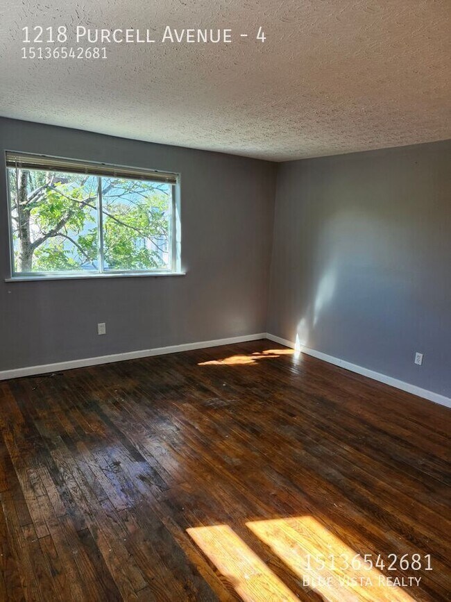 Foto del edificio - 1218 Purcell Ave