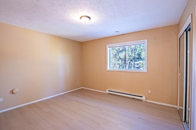 Foto del edificio - 4228 E 35th Ave