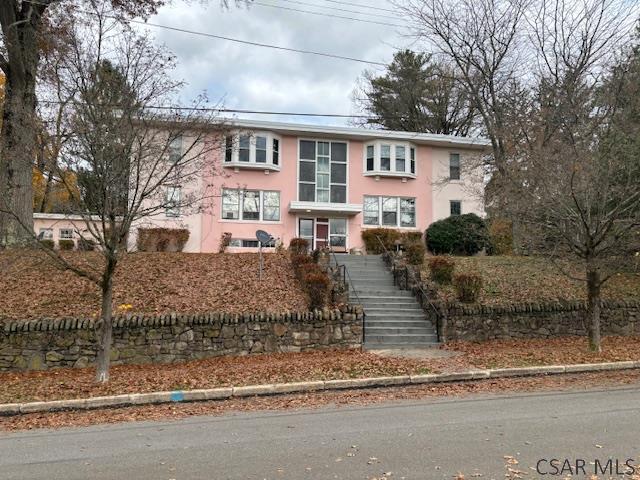 Primary Photo - 207 Diamond Blvd