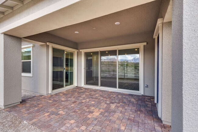 Foto del edificio - 12608 Heritage Hts Dr