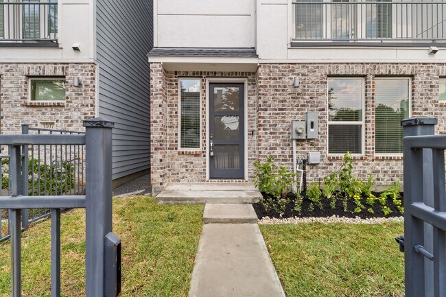 Foto del edificio - 1509 Elgin St