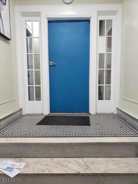 Foto del edificio - 340 Ellery Ave