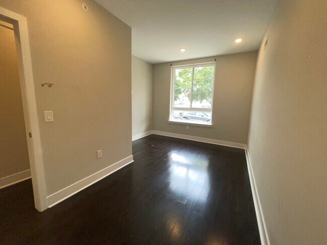 Foto del edificio - 1636 W Thompson St