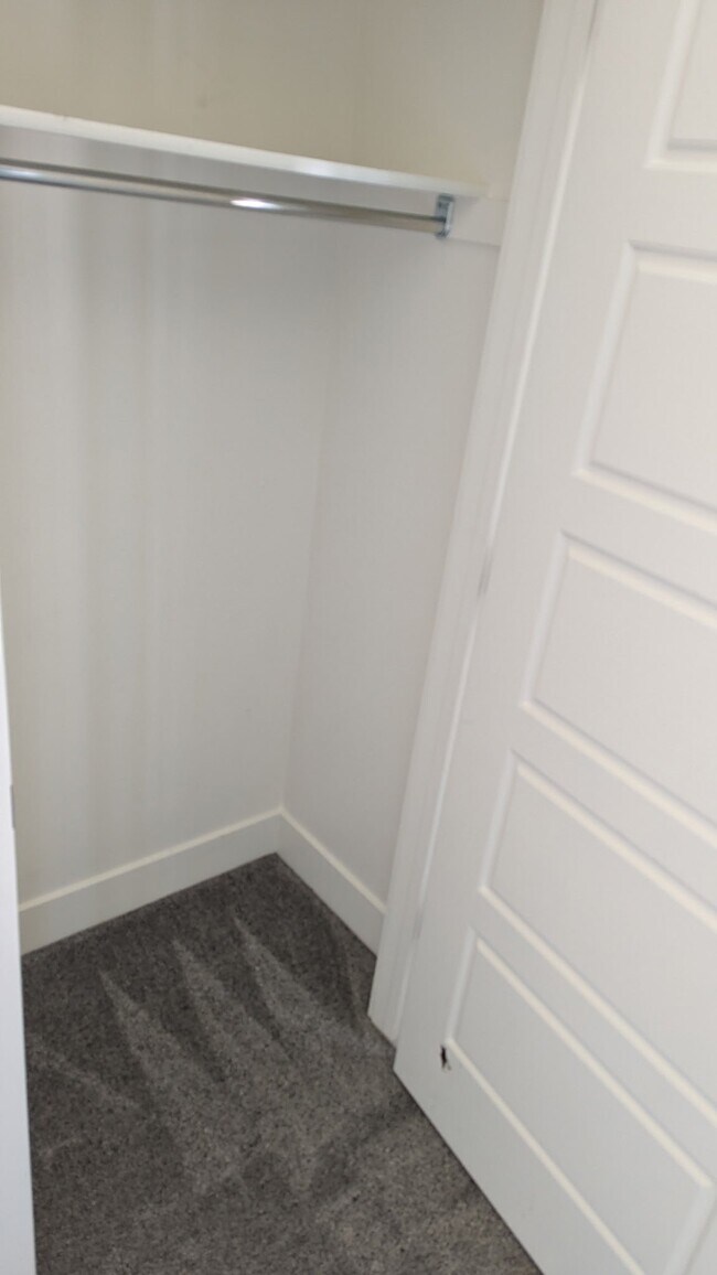 Building Photo - 3823 Rich Ln