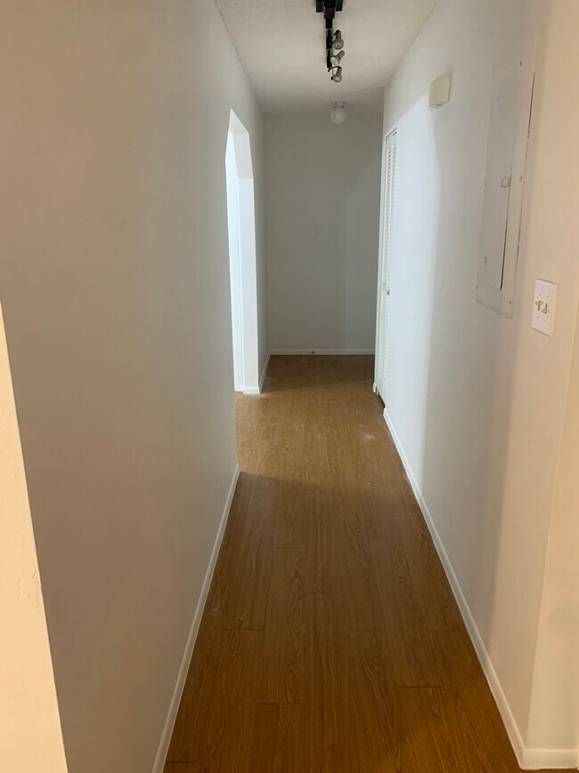 Foto del edificio - 1757 Fairview Shores Dr