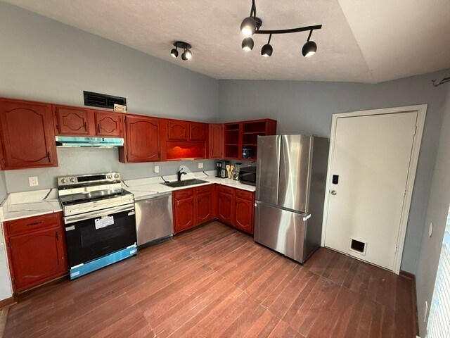 Foto del edificio - 23311 Whittaker Way