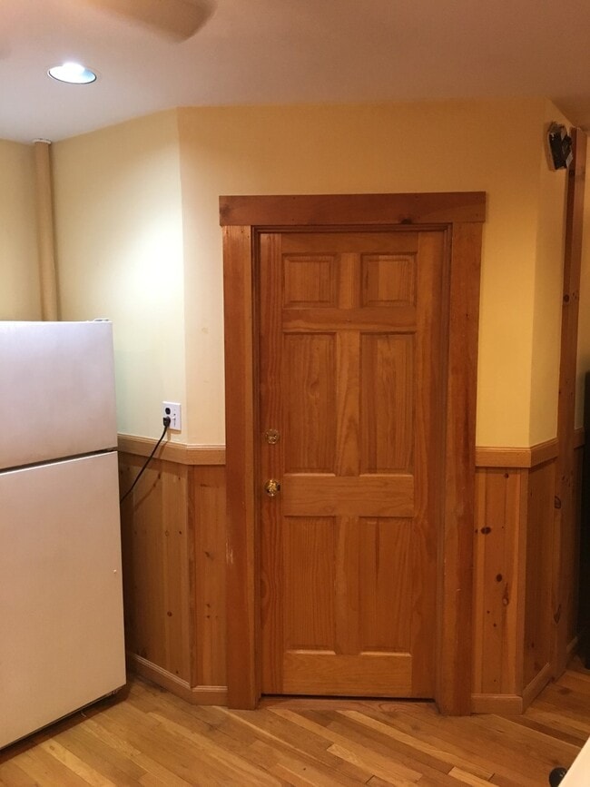 Kitchen / Back Door - 35 Eatonia St