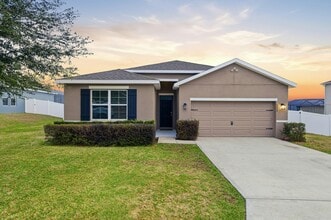 Building Photo - 5023 SW 58th Pl