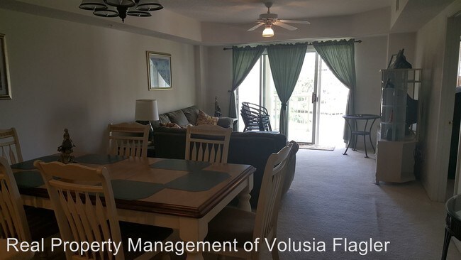 Foto del edificio - 4622 Links Village Dr