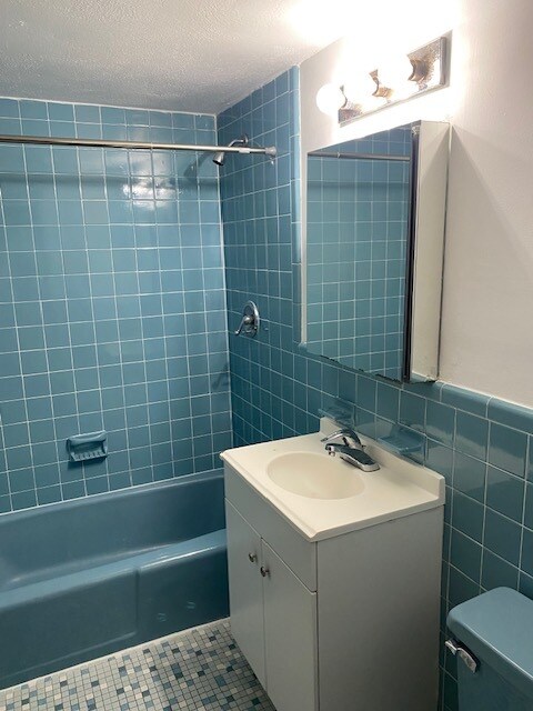 Foto del edificio - 154 Lexington St