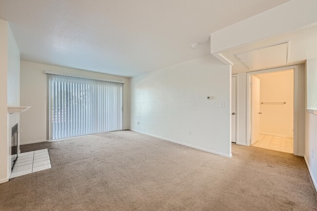 Foto del edificio - 1908 Mountain Hills Ct