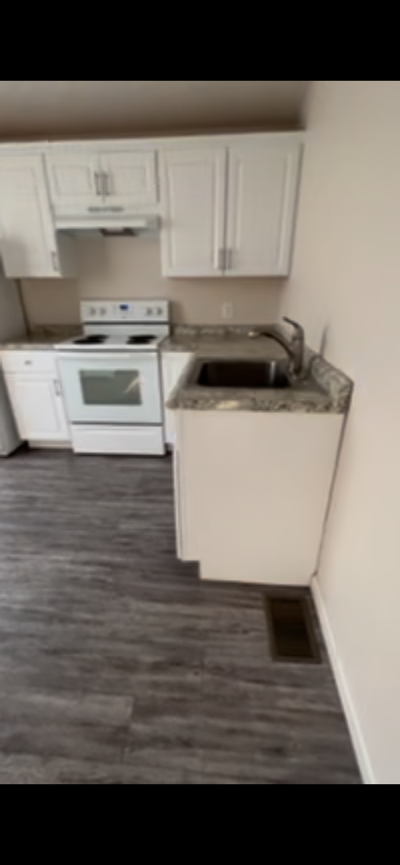 kitchen floor - 30837 N Dorado Ct