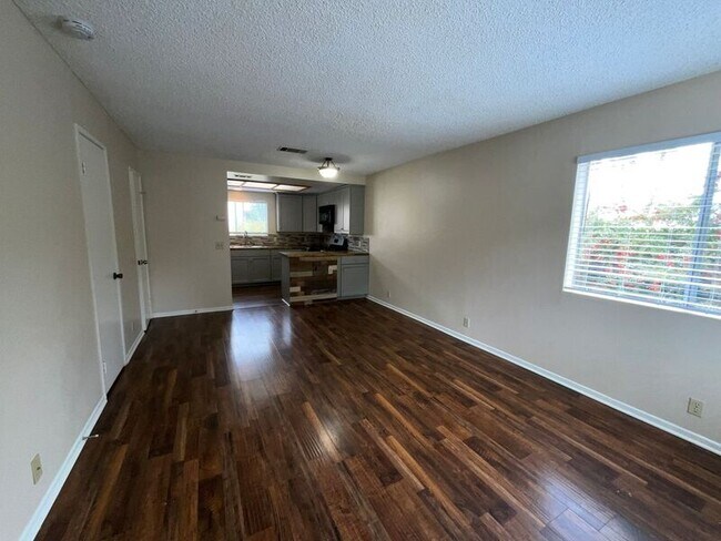 Building Photo - 28748 Calle Del Lago