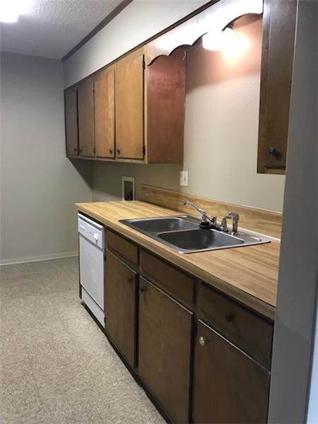 Foto del edificio - 106 Elmhurst Cir