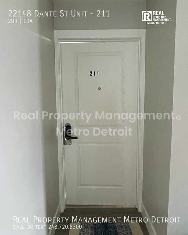 Foto del edificio - 22148 Dante St
