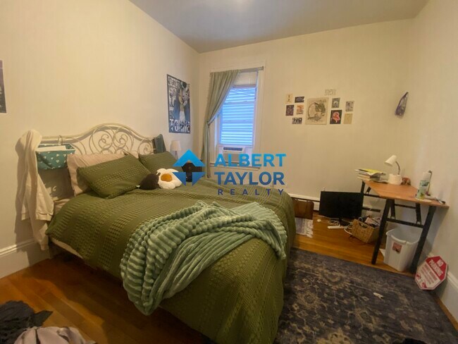 Building Photo - 36 Cherokee St