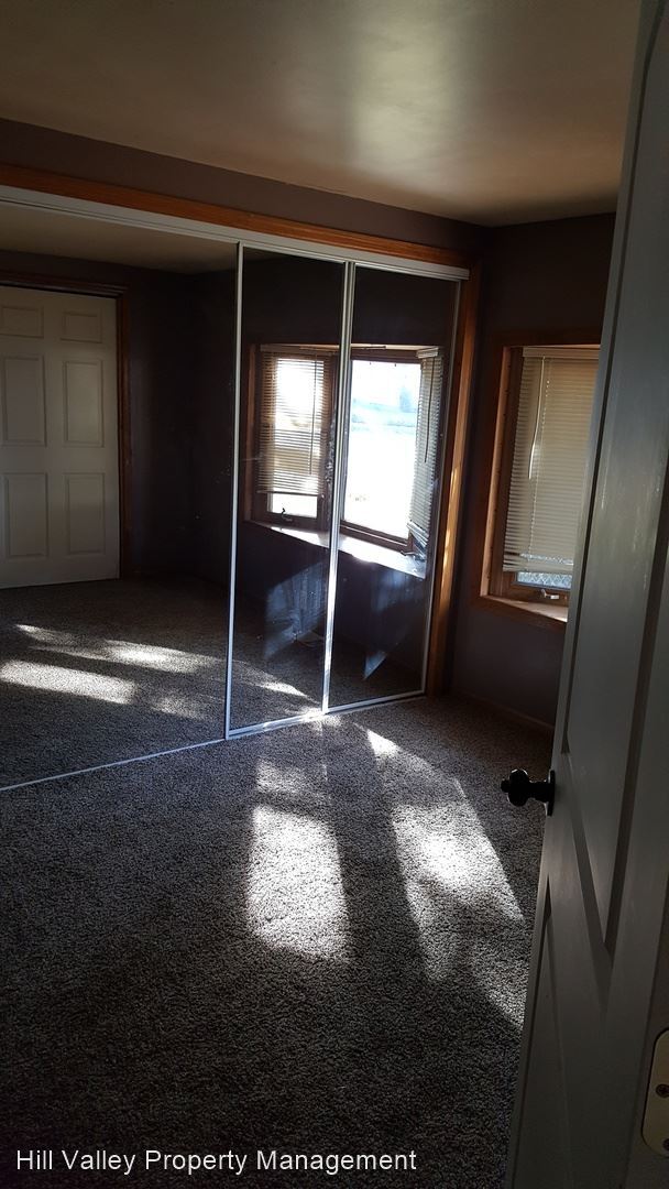 Building Photo - 3 br, 1 bath House - 201 N 37th St