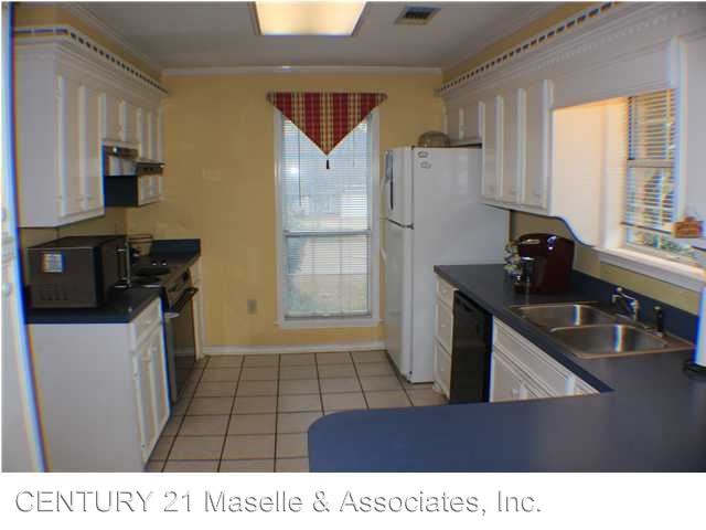 Building Photo - 100 Trace Ridge Dr