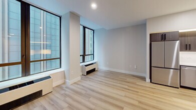 Interior Photo - 95 Wall