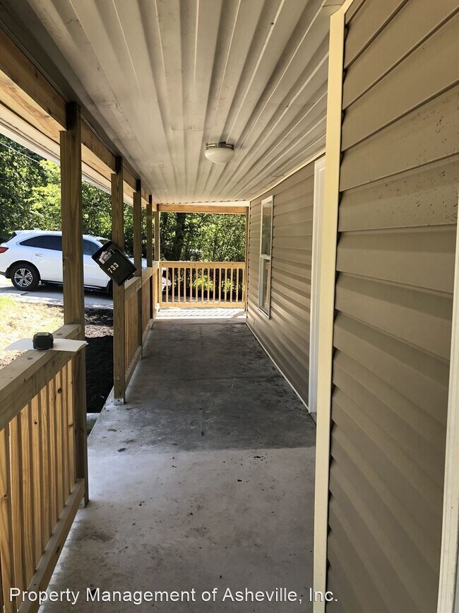 Building Photo - 3 br, 2 bath House - 733 3rd Ave West