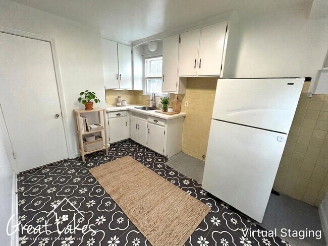Foto del edificio - 21728 Beechwood Ave