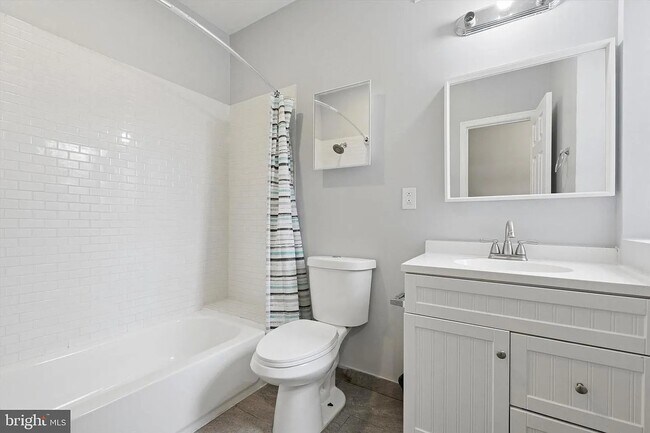 Foto del edificio - 2202 N Bouvier St