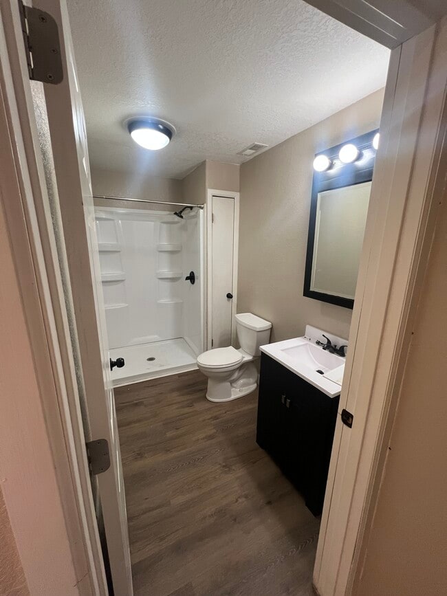 Building Photo - 312 N 1st Ave